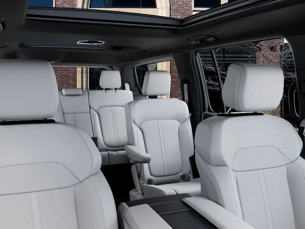 New 2026 Baltic-Gray Metallic Clear-Coat Exterior Paint Jeep Summit Obsidian image 26
