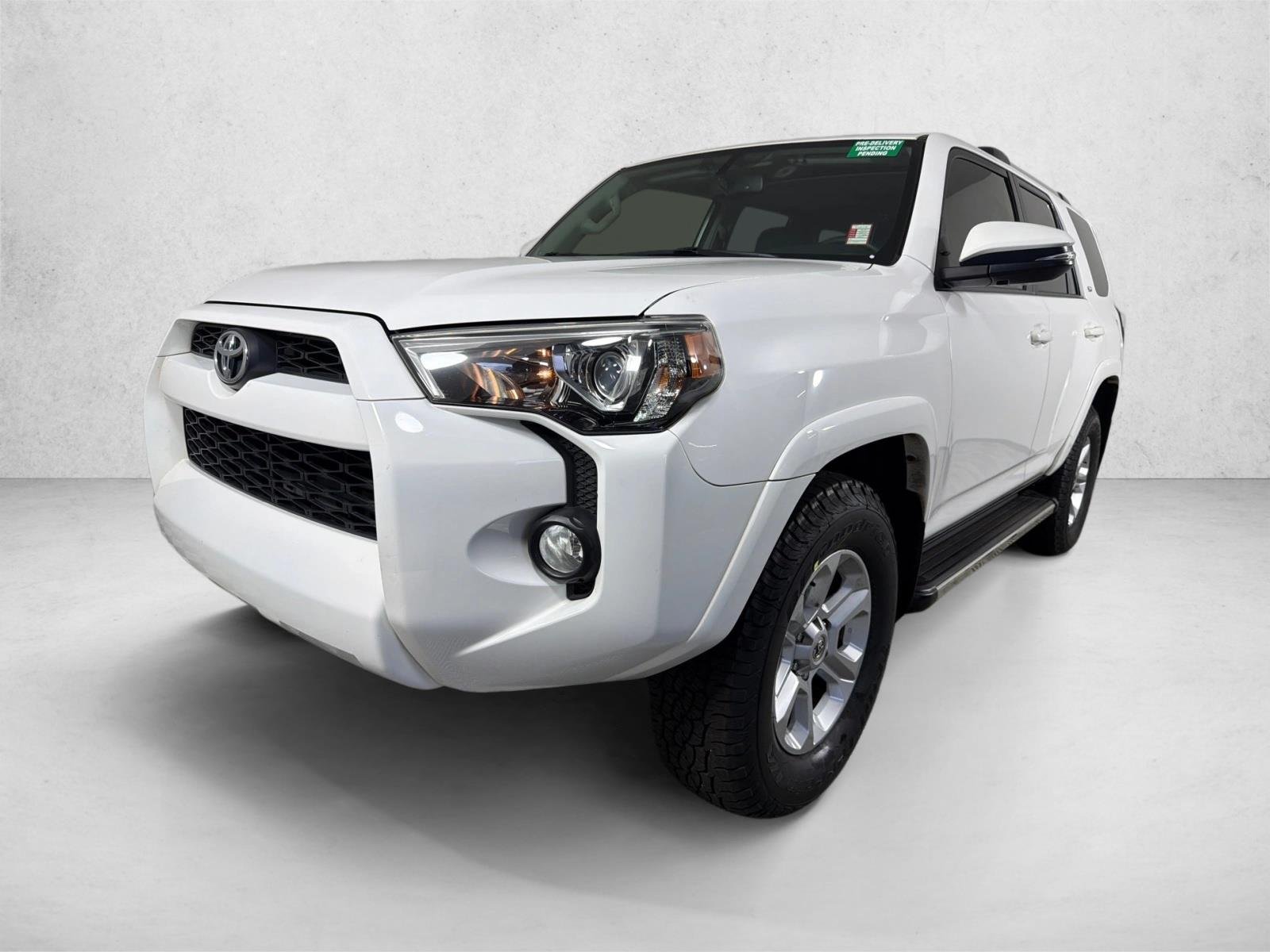 Used 2019 Super White Toyota SR5 Premium image 9
