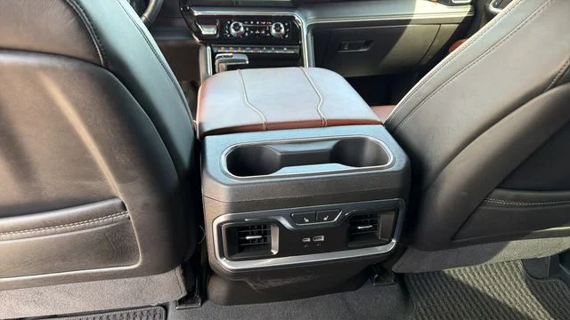 Used 2024 Silver GMC Denali Ultimate image 21