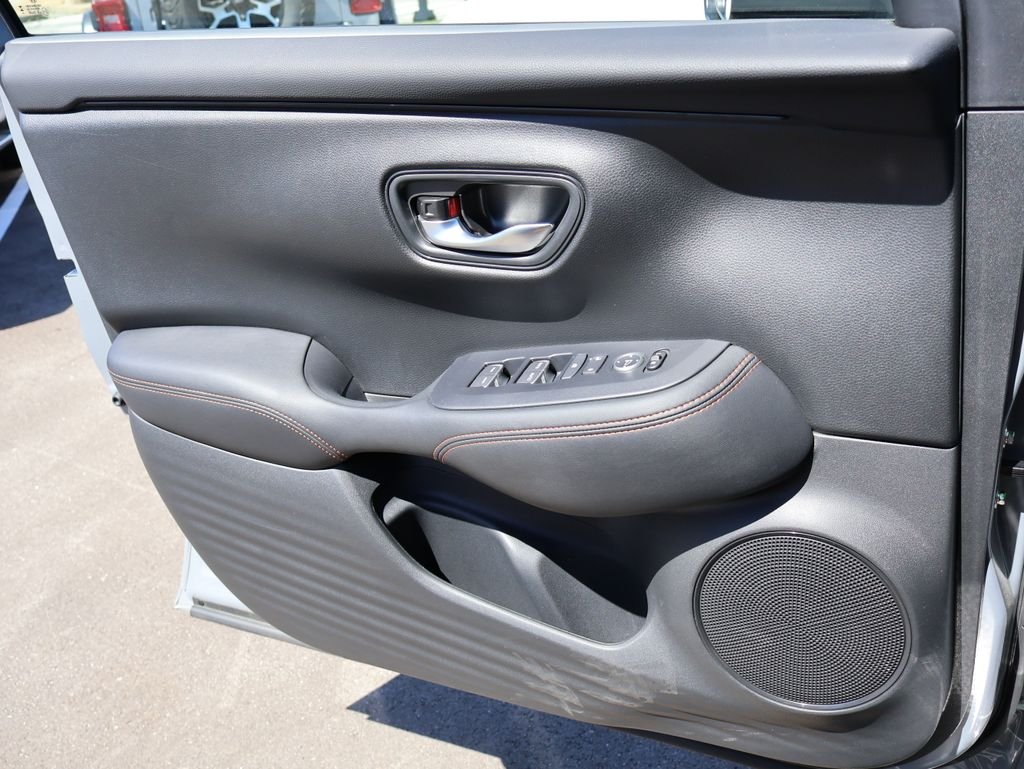 Used 2024  Honda Sport image 29