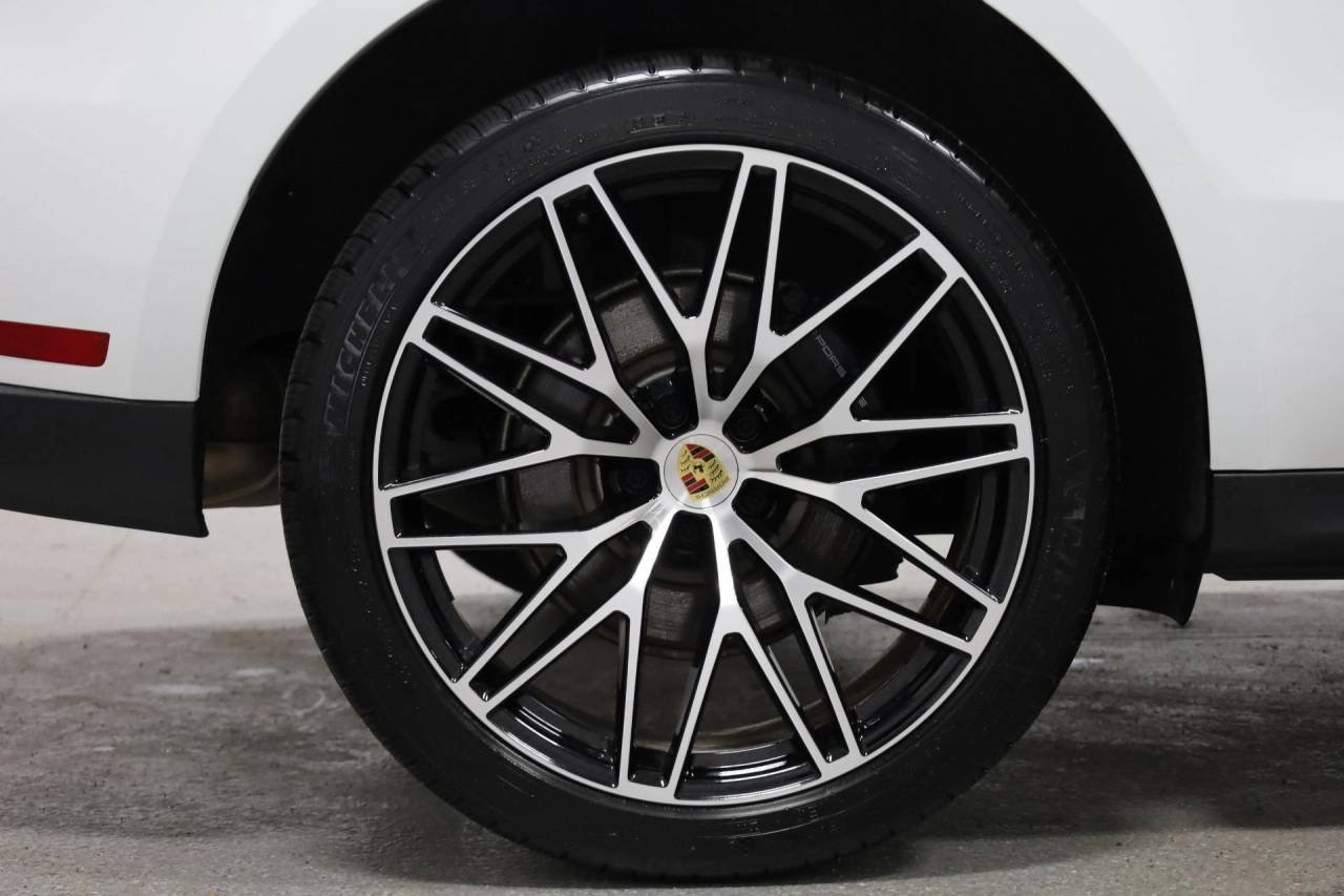 Certified Used 2026 White Porsche  image 38
