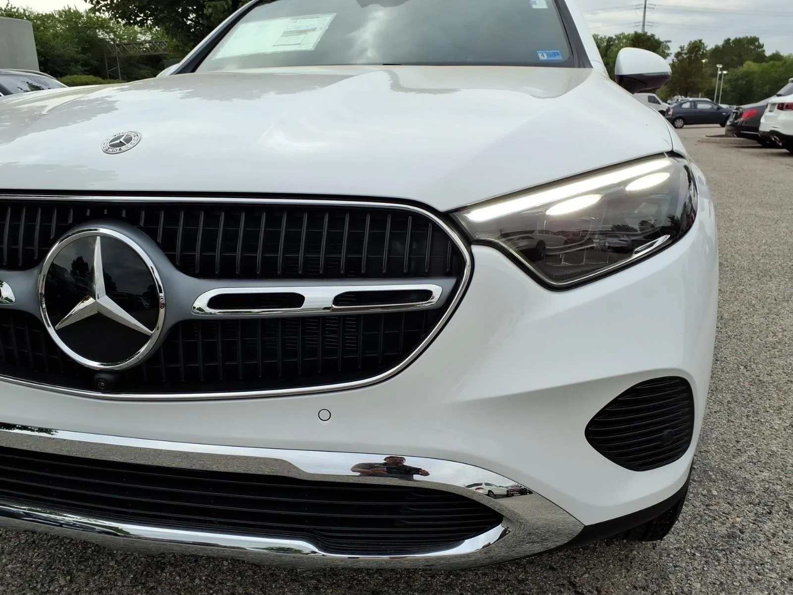 New 2026 WHITE Mercedes-Benz GLC 300 image 3
