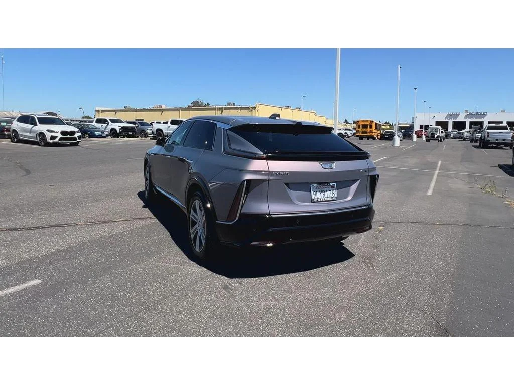 2024 Cadillac LYRIQ Tech - Photo 9