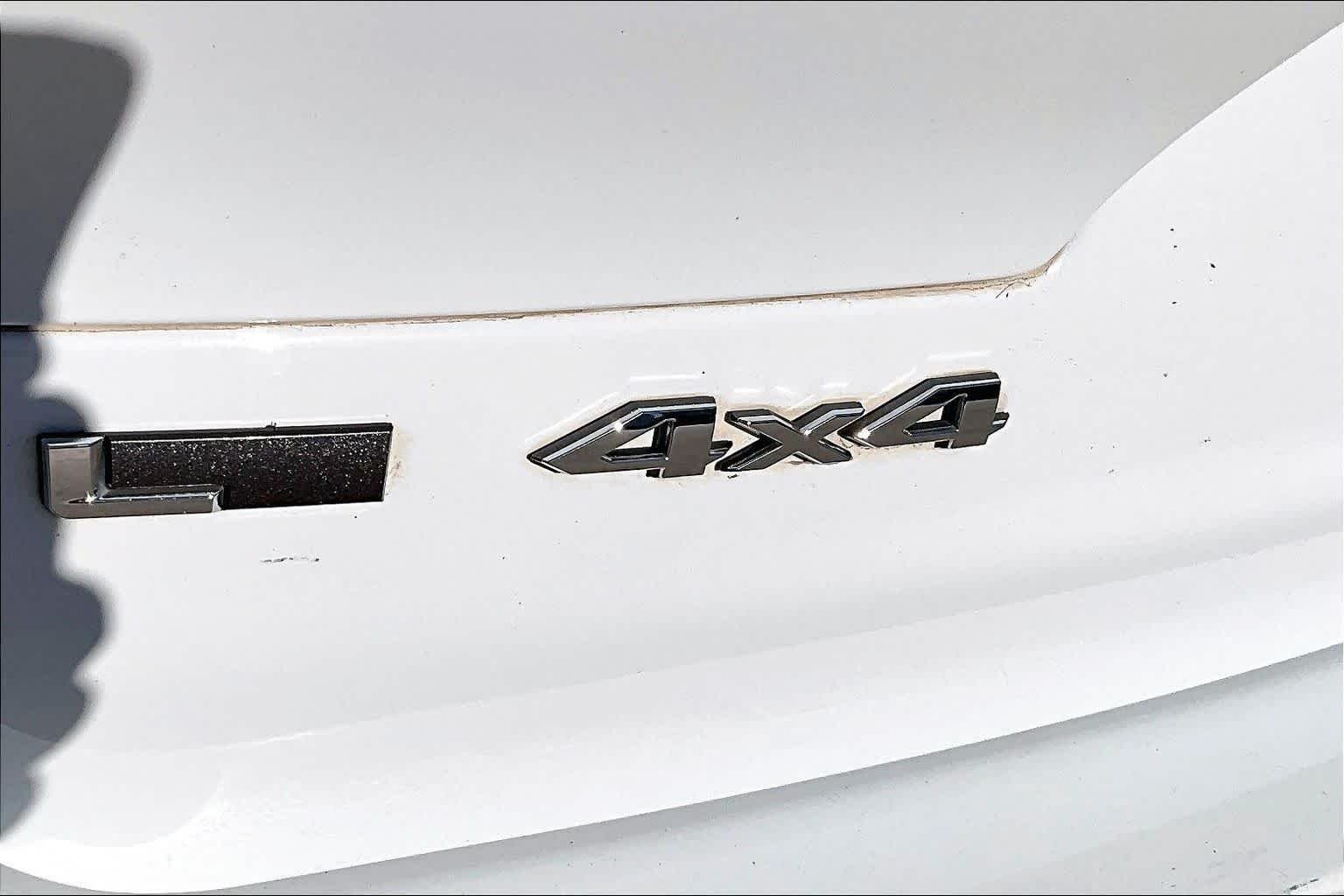 Used 2021 Bright White Clearcoat Jeep Limited image 31