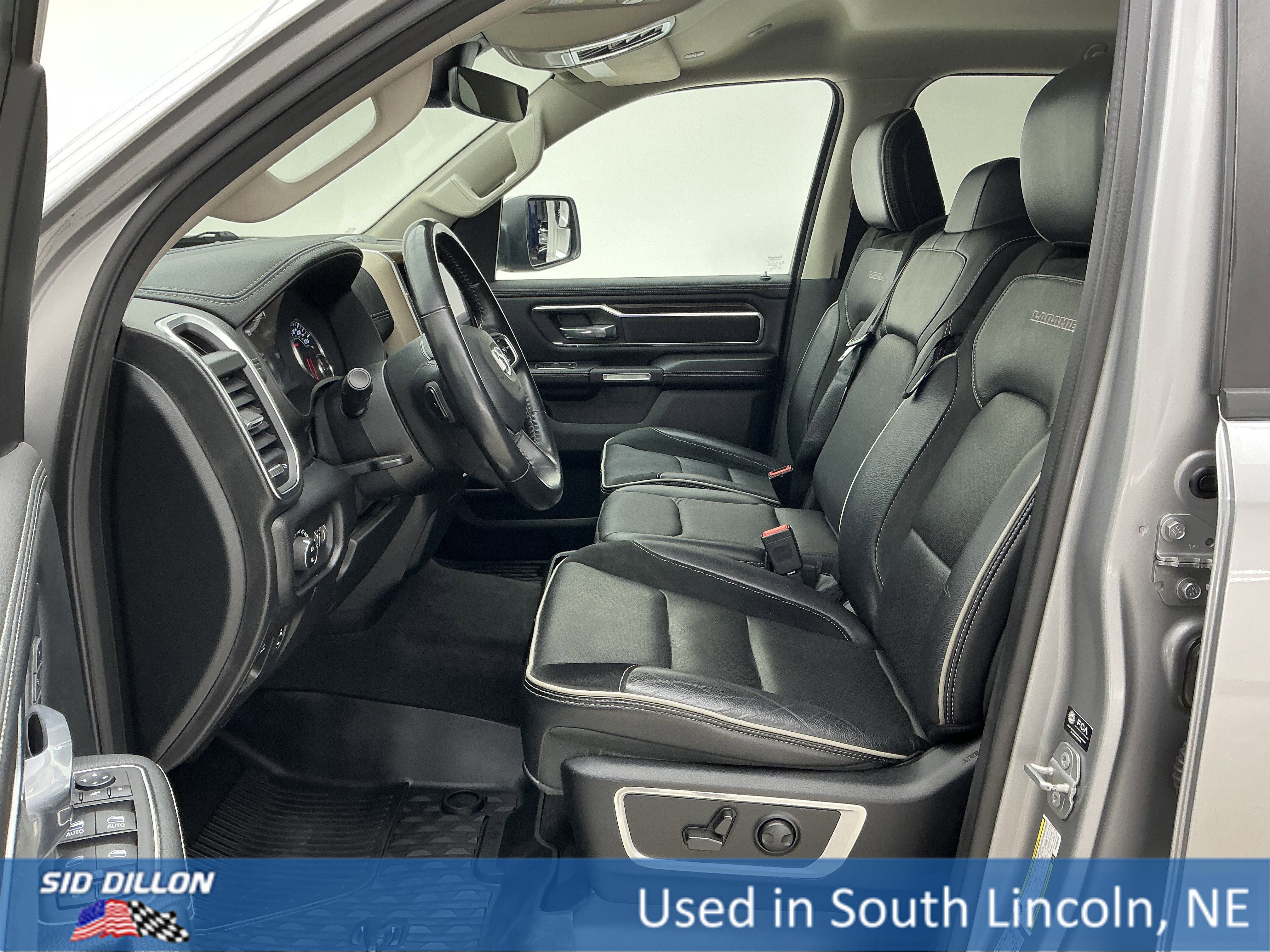 Used 2022 Billet Silver Metallic Clearcoat Ram Laramie image 17