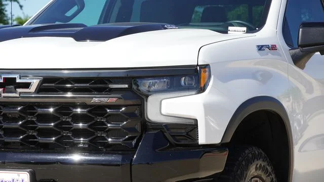 Used 2024 White Chevrolet ZR2 image 4