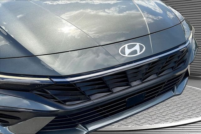 2025 Hyundai Elantra SEL - Photo 35