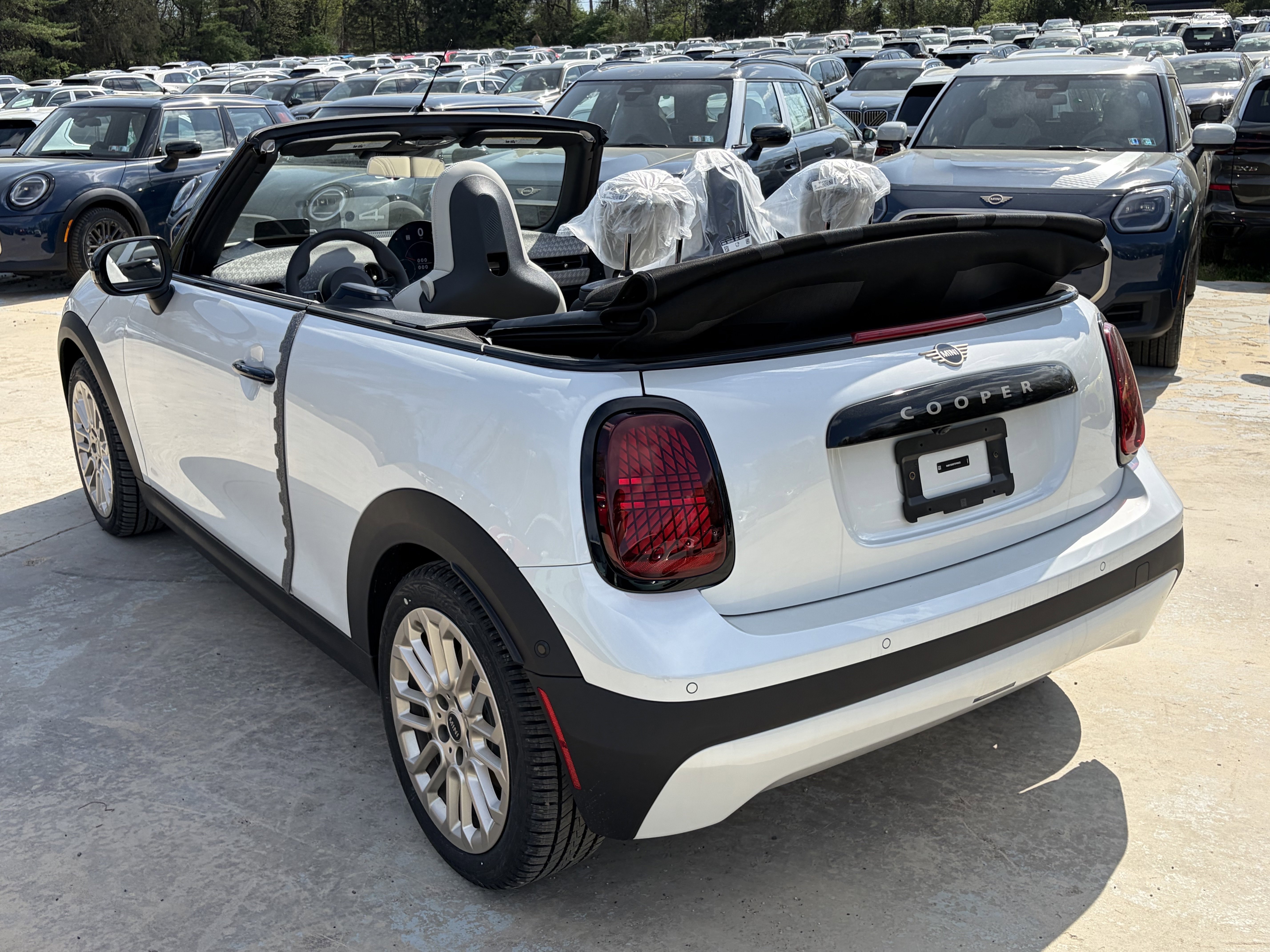 Used 2026 NANUQ WHITE METAL MINI Cooper image 19