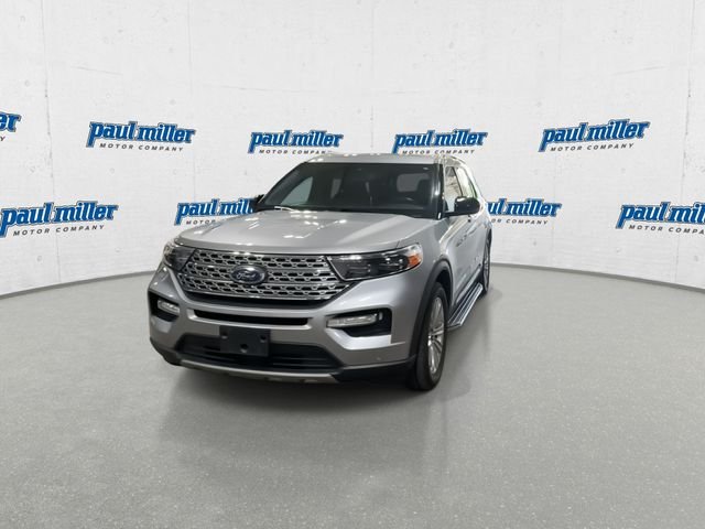 Used 2020 Silver Metallic Ford Limited image 5