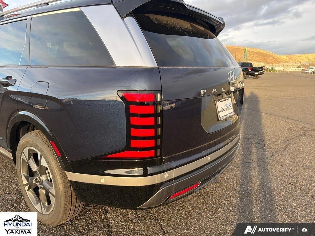 2026 Hyundai Palisade Limited - Photo 12