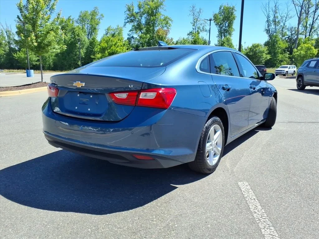Used 2024 Blue Chevrolet LT image 32
