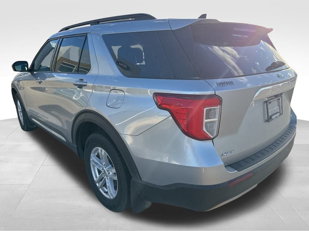 2022 Ford Explorer XLT photo 3