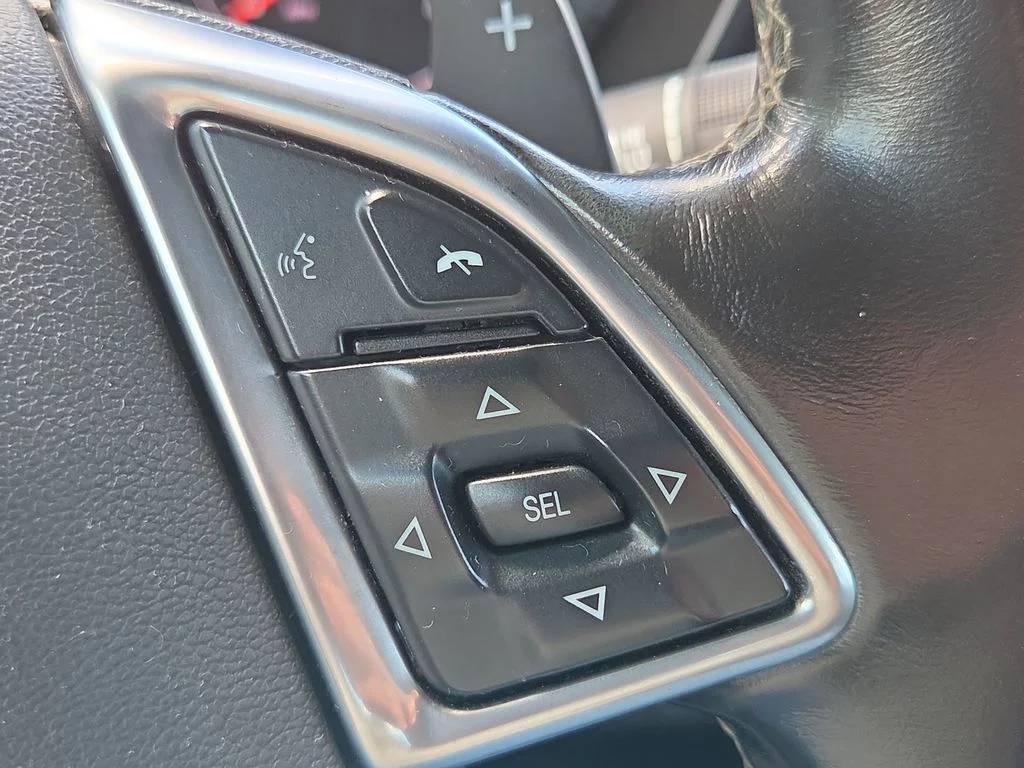 Used 2018 White Chevrolet 1LT image 29