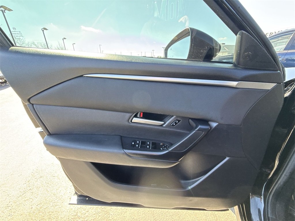 2025 MAZDA CX-50 - Image 12