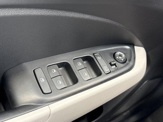 2026 Hyundai Venue SEL - Photo 16