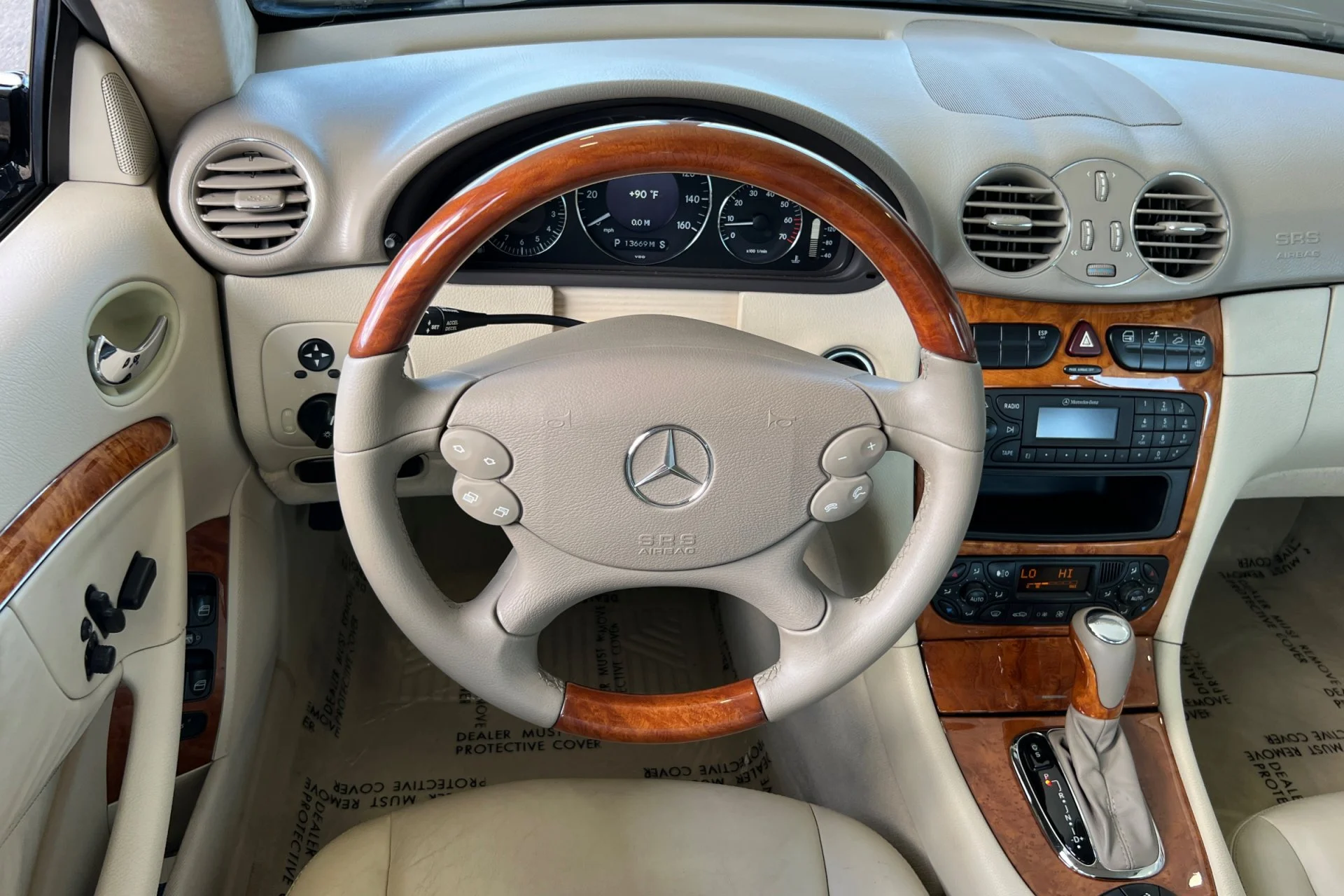Used 2004 designo Mocha Black Mercedes-Benz 2dr Cabriolet 5.0L image 16