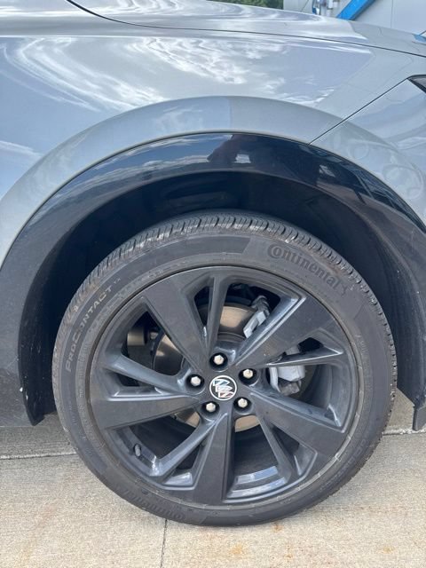 Used 2023 Moonstone Gray Metallic Buick Preferred image 3