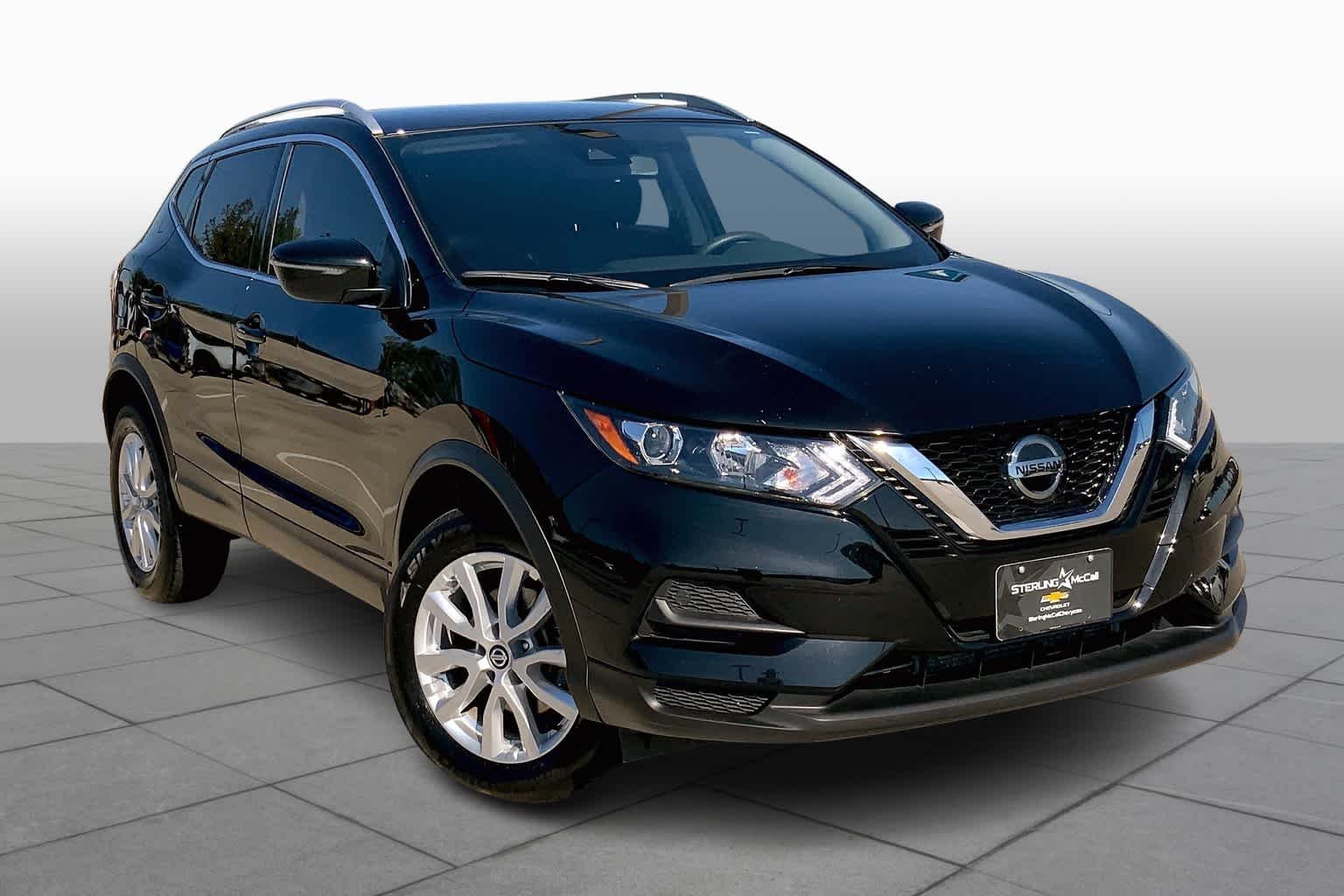Used 2020 Magnetic Black Pearl Nissan SV image 3