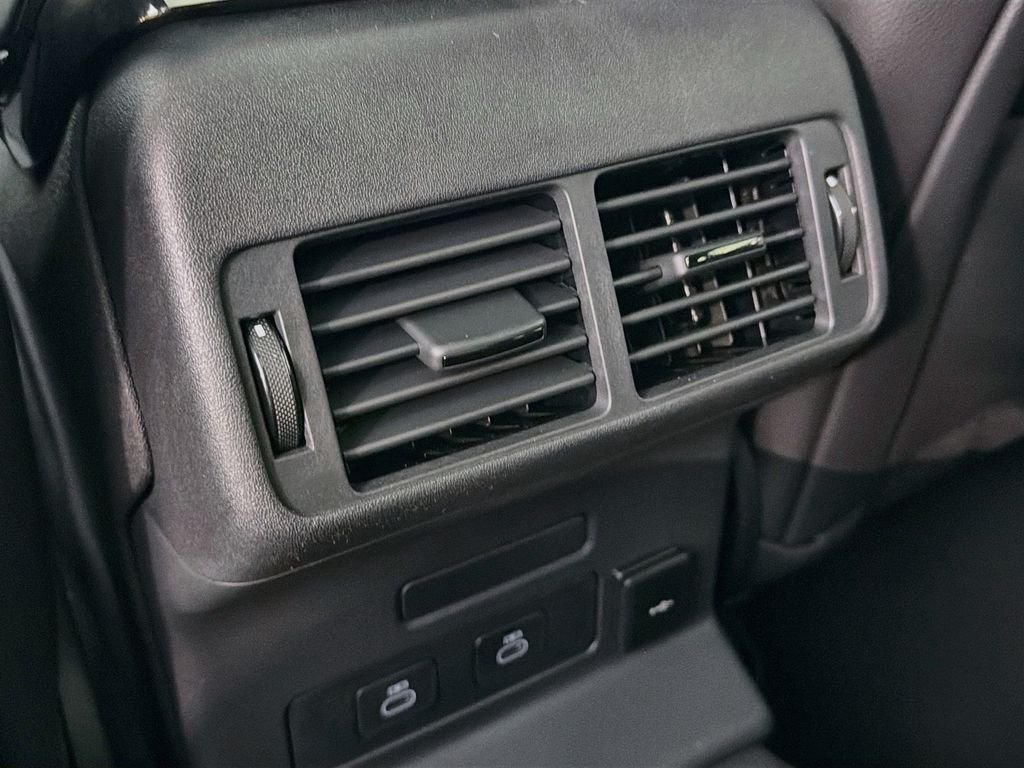 New 2026 Varesine Blue Land Rover S image 27