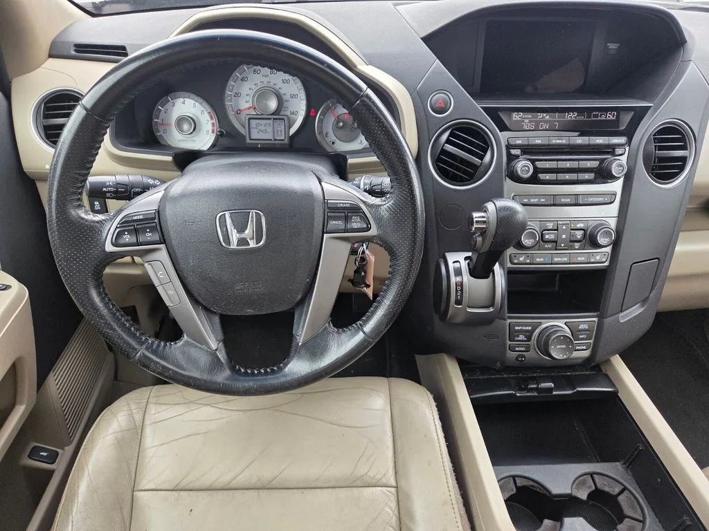 Used 2012 Gray Honda EX-L image 20