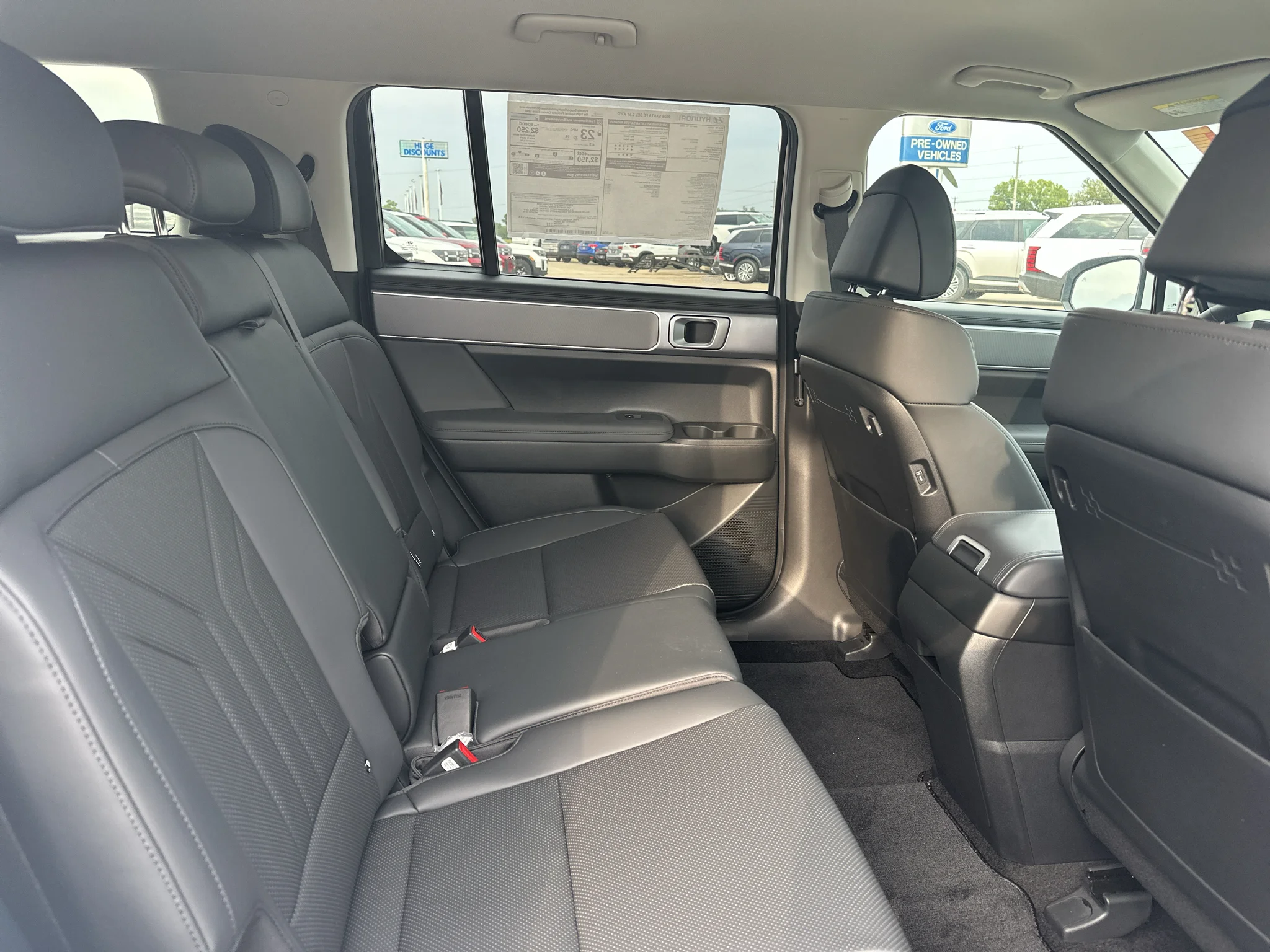 2026 Hyundai Santa Fe SEL - Photo 6