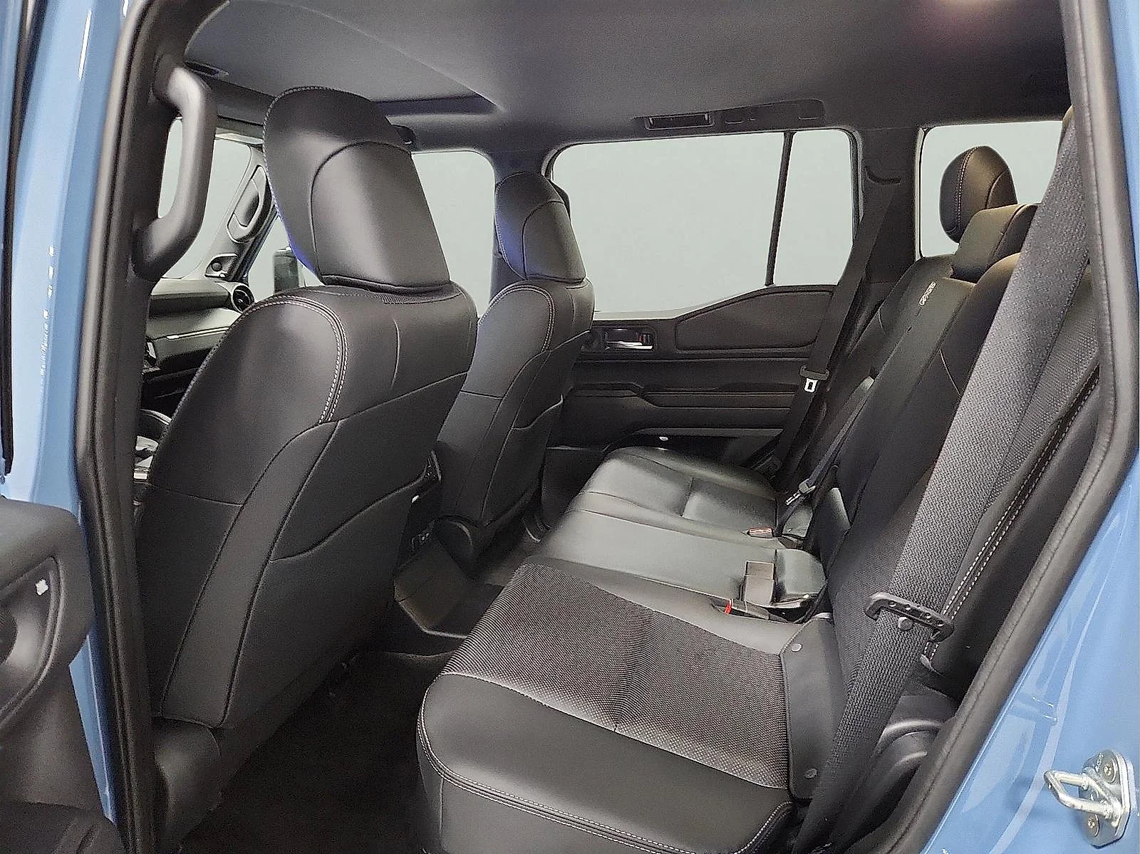Used 2025 Blue Toyota  image 8