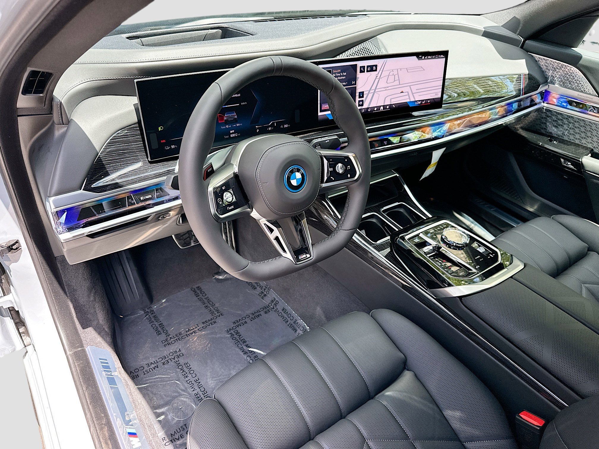 2025 BMW i7 60 - Photo 9