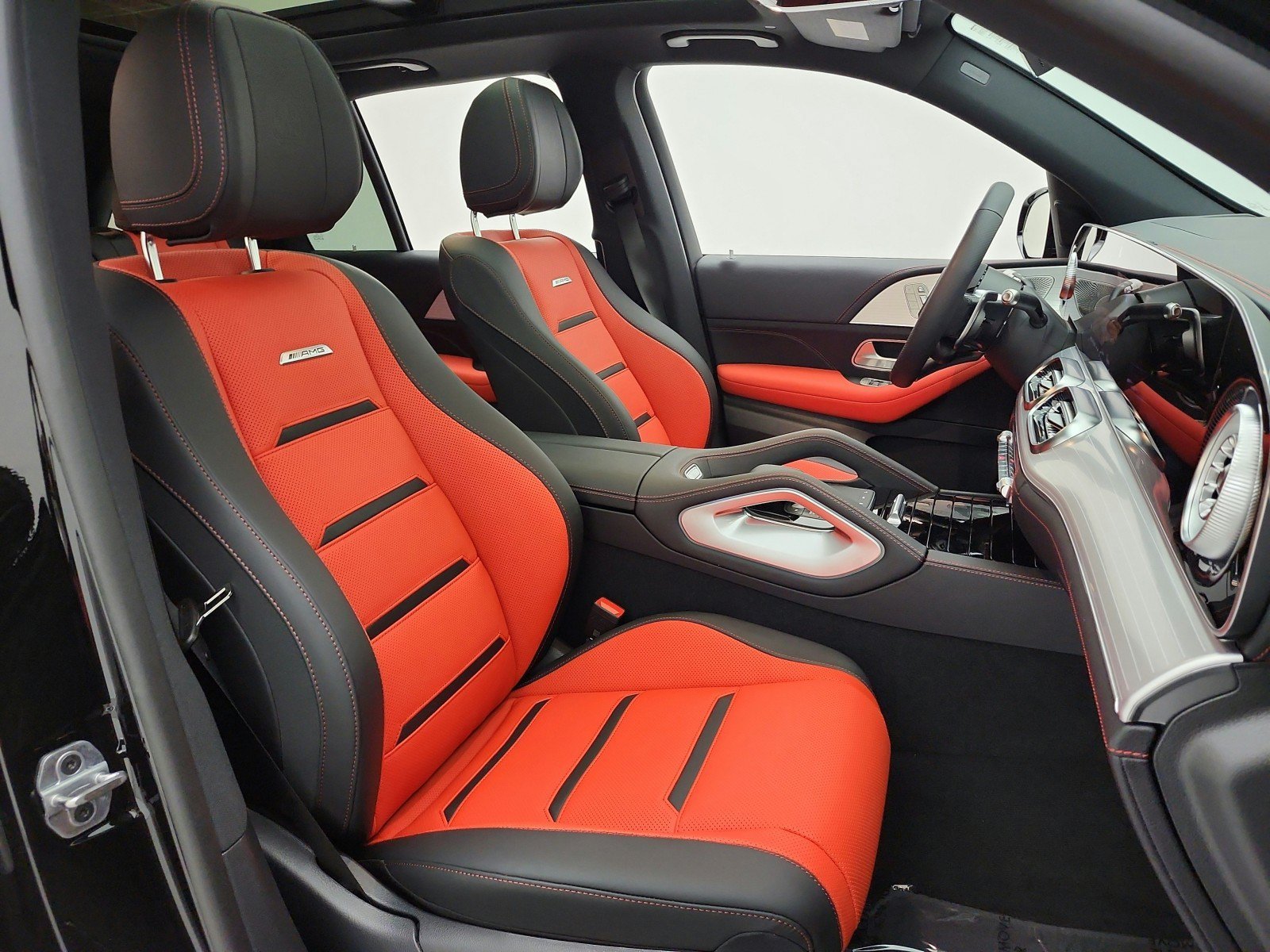 New 2027 Obsidian Black Metallic Mercedes-Benz AMG® GLE 53e 4MATIC+ SUV image 35