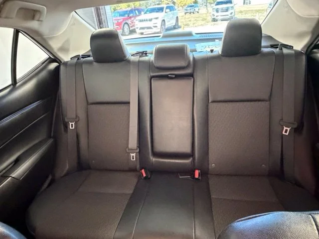 Used 2017 White Toyota SE image 12