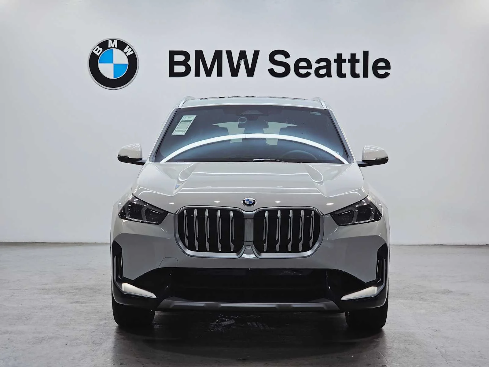 New 2026 Alpine White BMW xDrive28i image 6