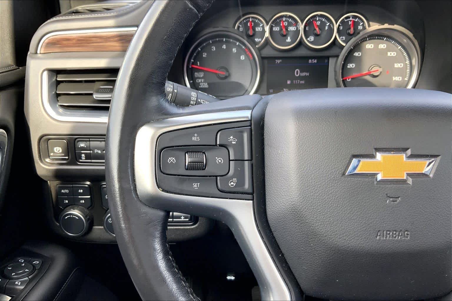 Used 2021 IRIDESCENT PEARL TRICOAT Chevrolet LT image 24