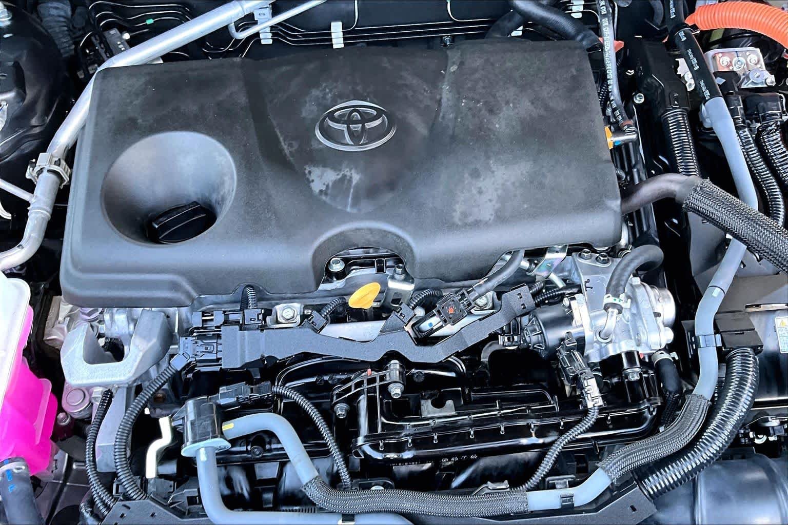 Used 2024 Magnetic Gray Metallic Toyota Hybrid XLE image 33