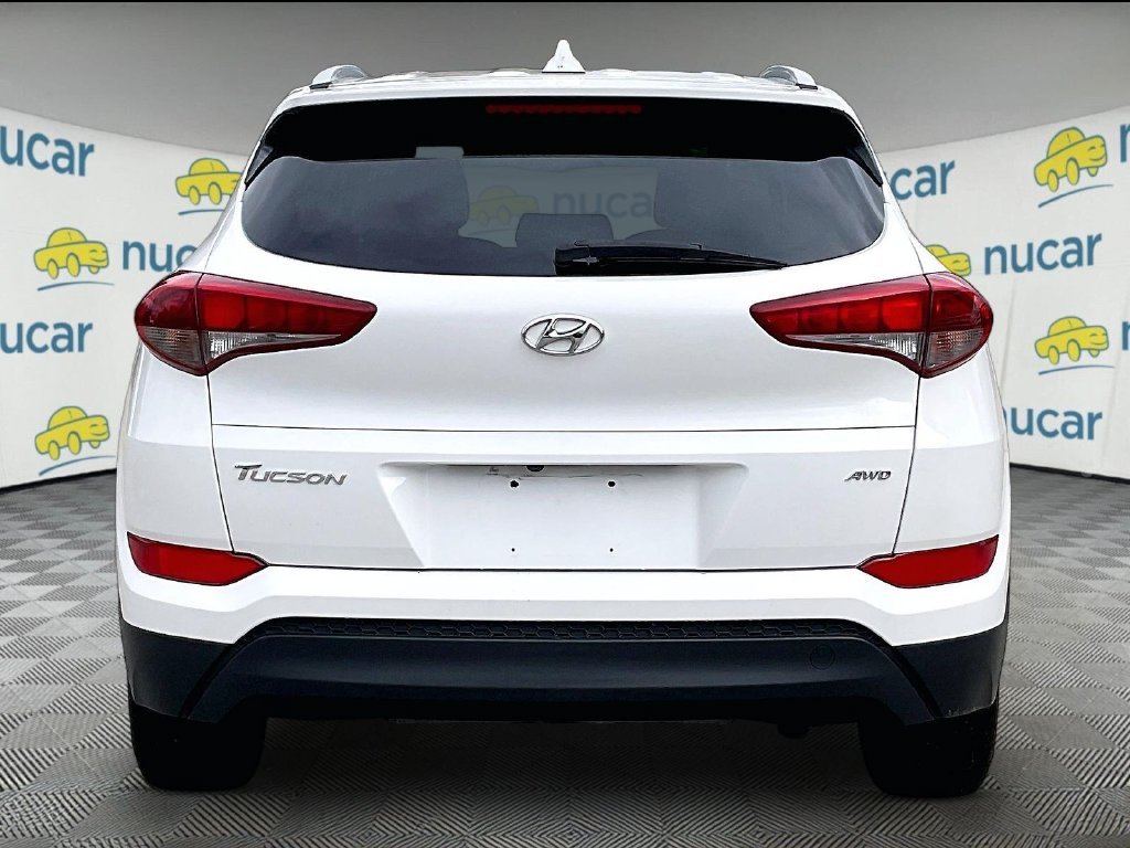 Used 2018 Dazzling White Hyundai SEL image 5