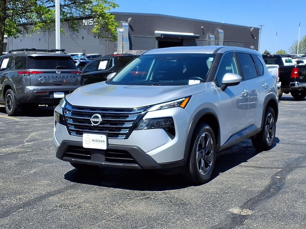 Certified 2025 Nissan Rogue SV with VIN 5N1BT3BB3SC810557 for sale in Kansas City