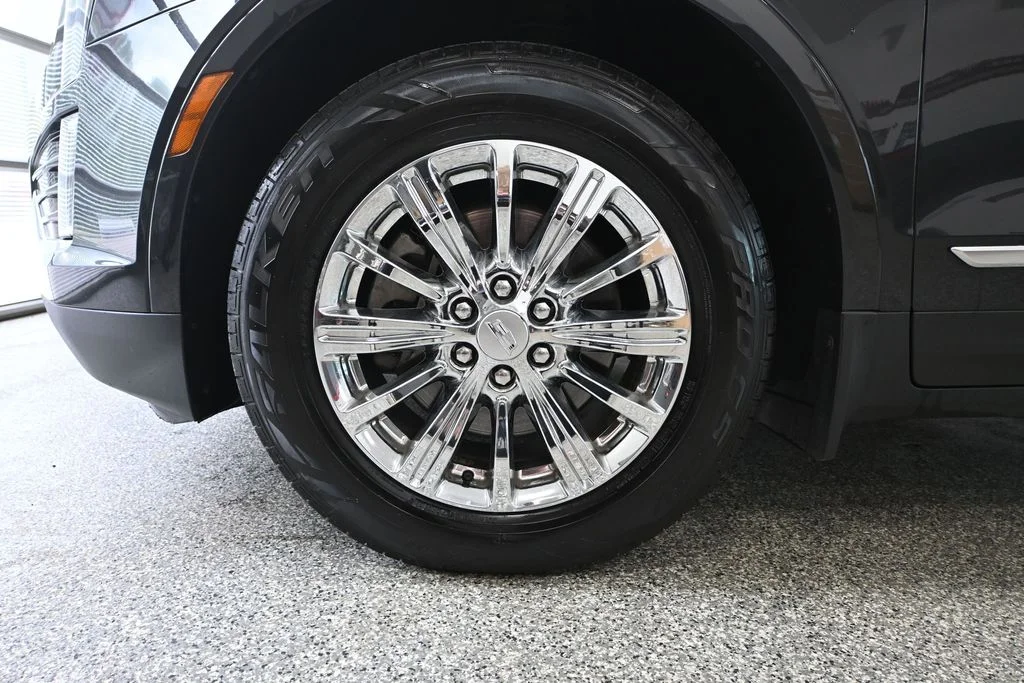 Used 2019 Black Cadillac Luxury image 15