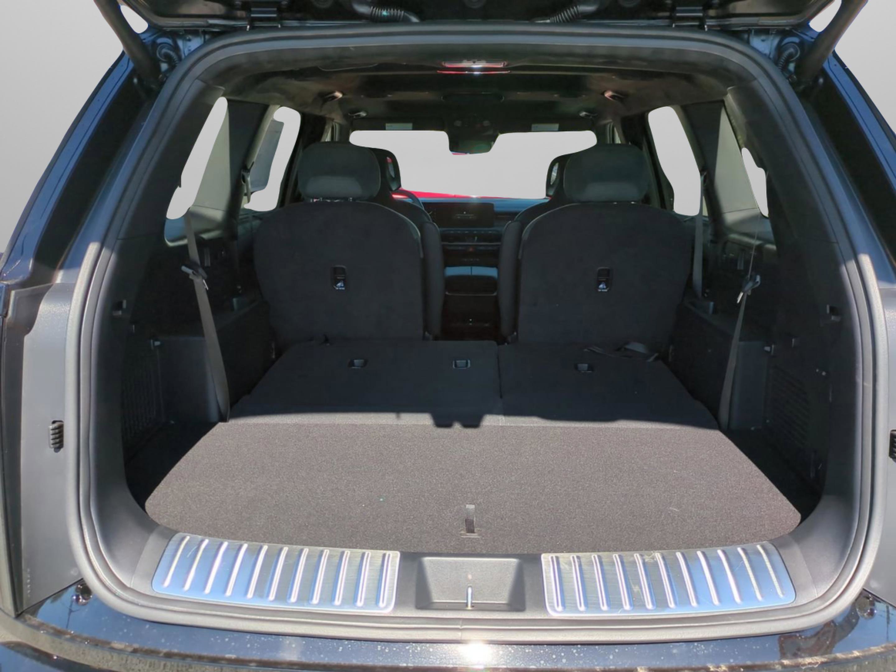 New 2027 Ebony Black Kia X-Pro SX Prestige image 16