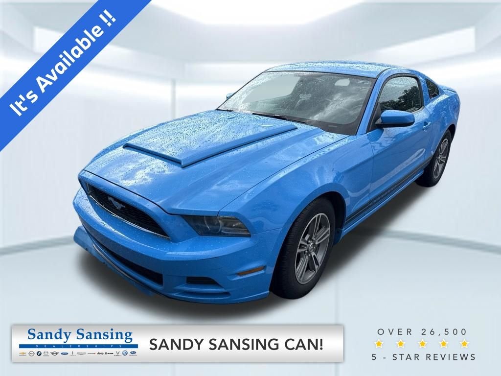 Used 2013 Blue Ford V6 Premium image 1