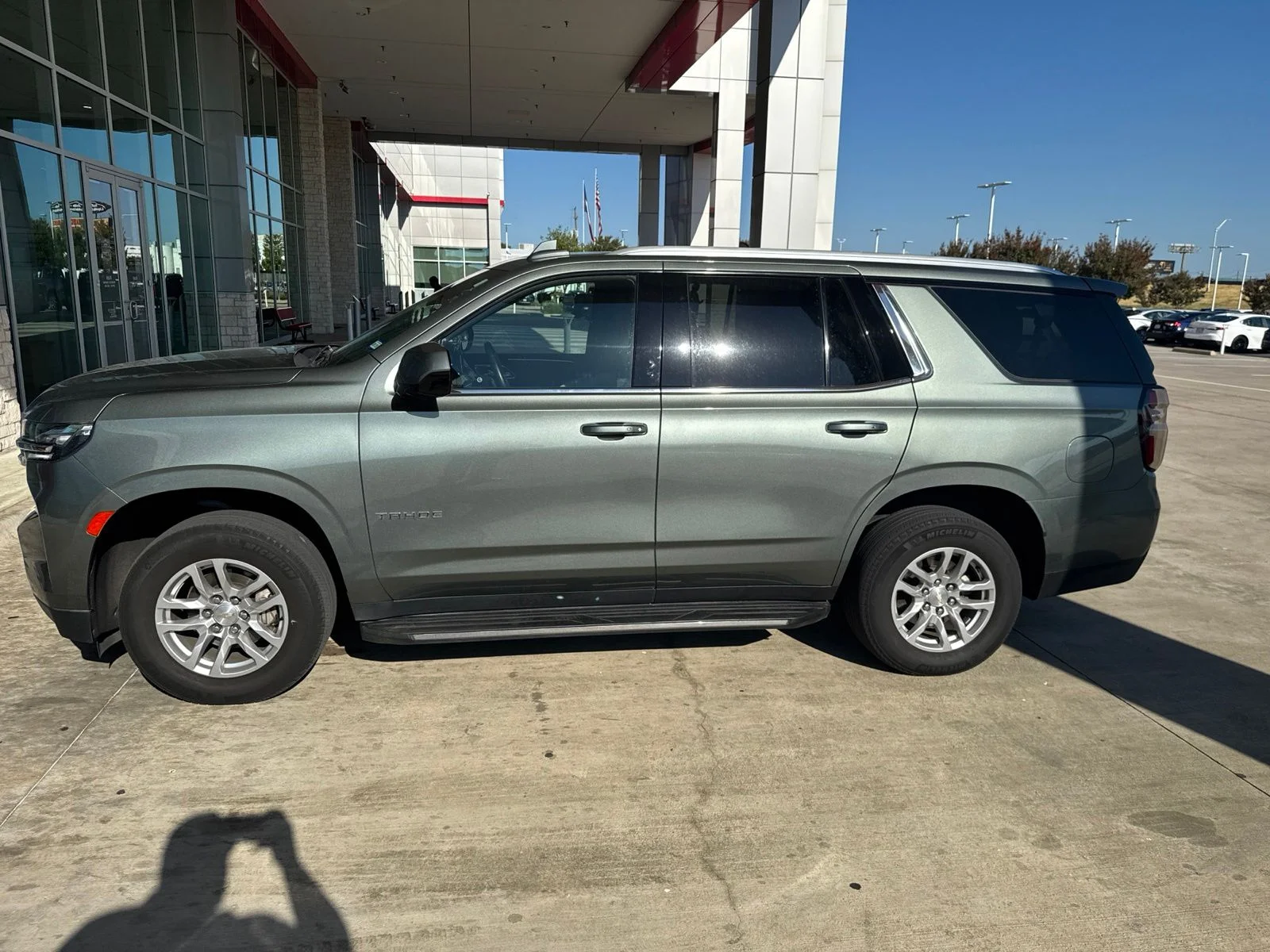 Used 2023 Green Chevrolet LT image 33