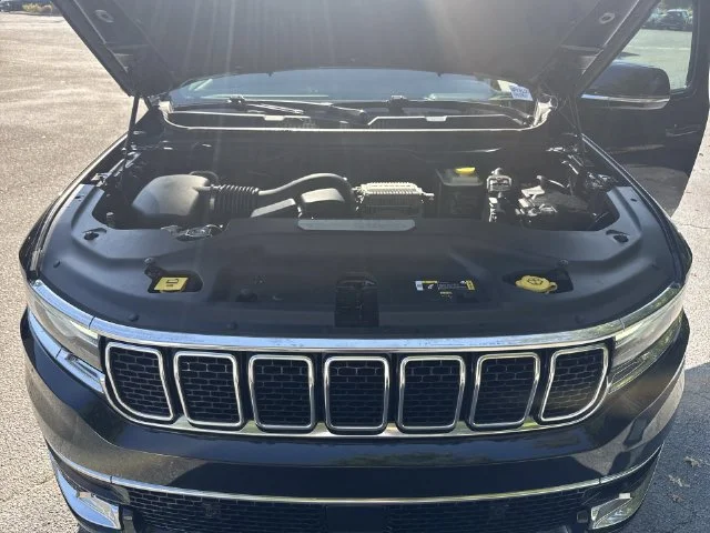 Used 2022 Black Jeep Series I image 33