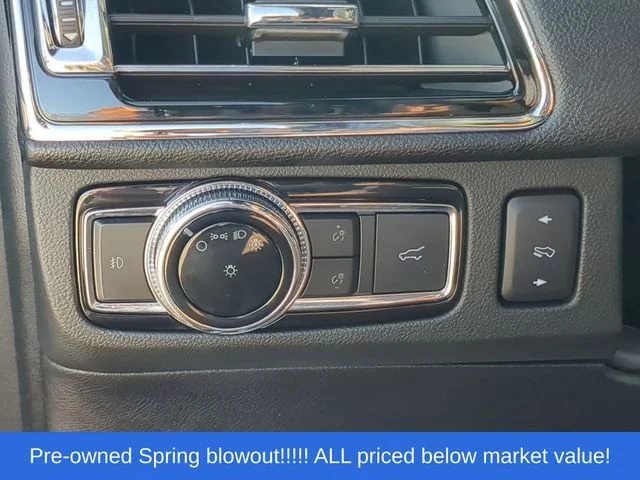 Used 2020 Black Lincoln Reserve image 26