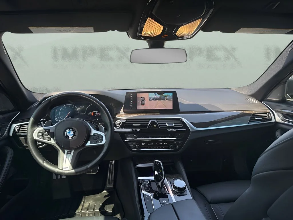 Used 2019 Silver BMW M550i xDrive image 13