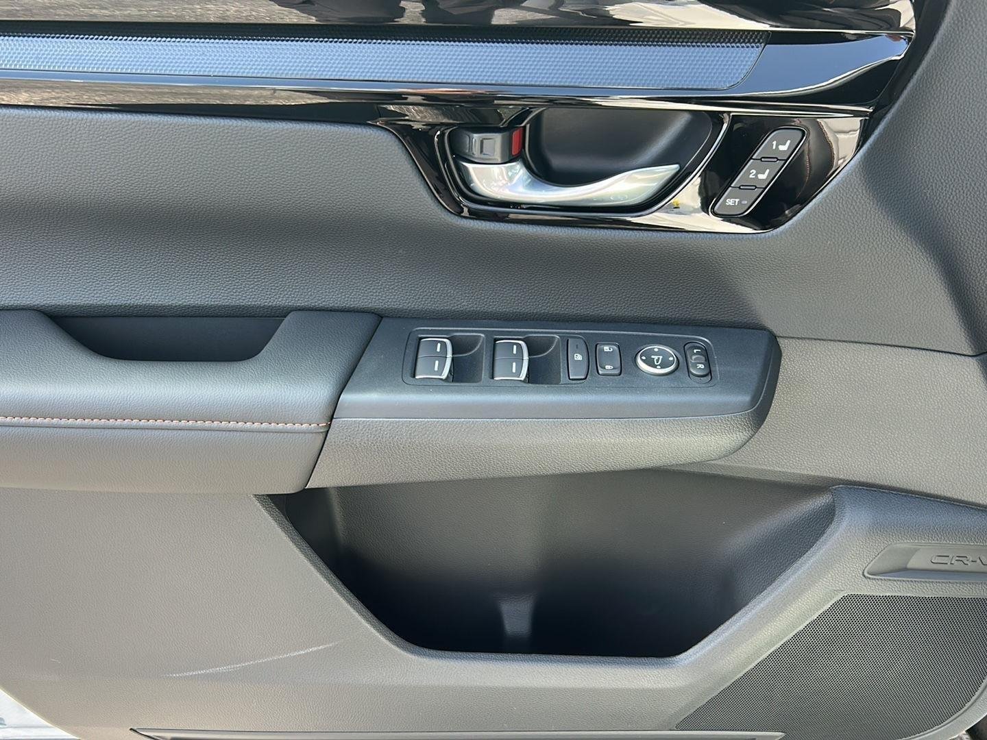 New 2026 Platinum White Pearl Honda Sport Touring image 15