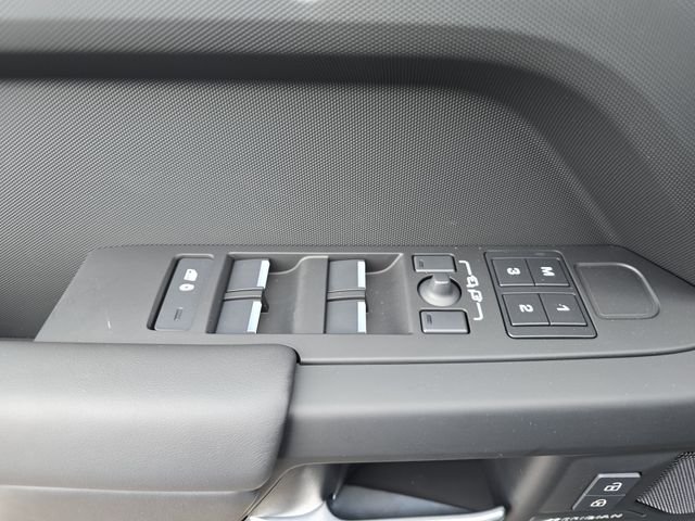 2026 Land Rover Defender S - Photo 27