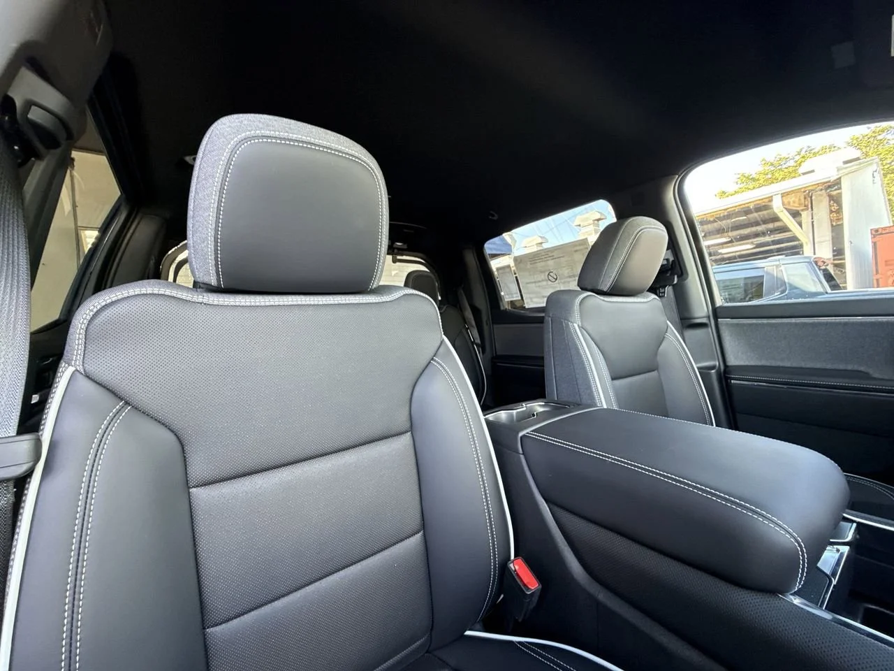 2026 GMC Sierra EV Elevation - Photo 27