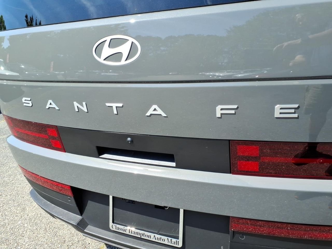New 2026 Hampton Gray Hyundai SE image 9