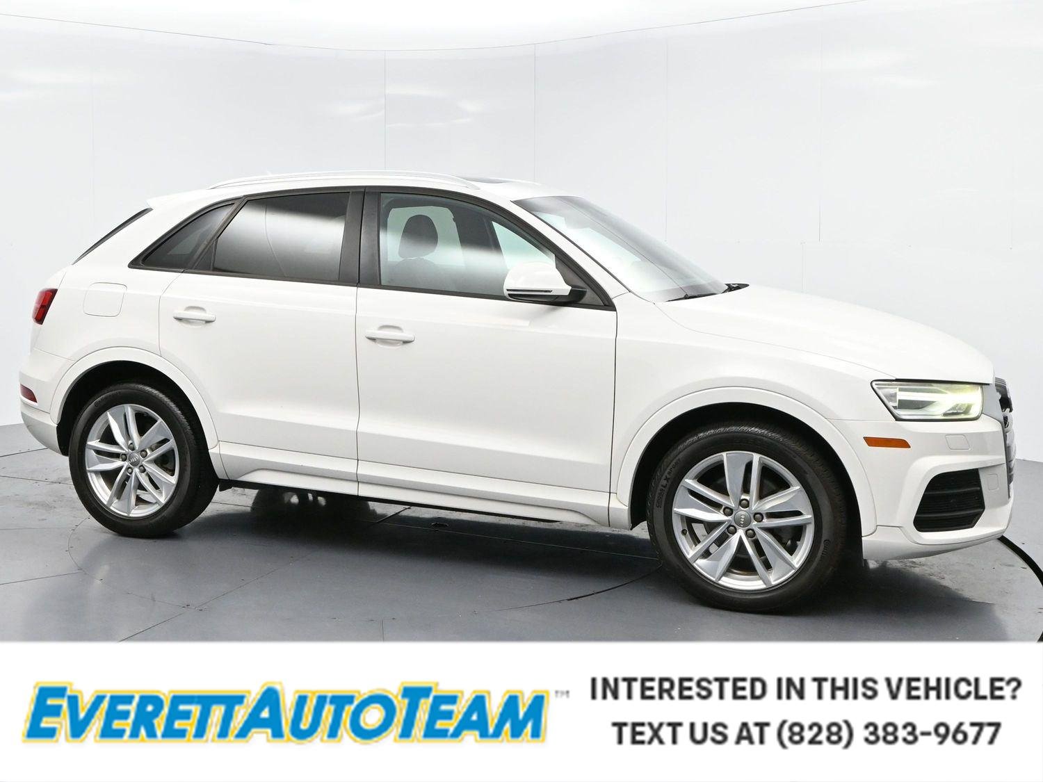 2017 Audi Q3 2.0T Premium Tiptronic's photo