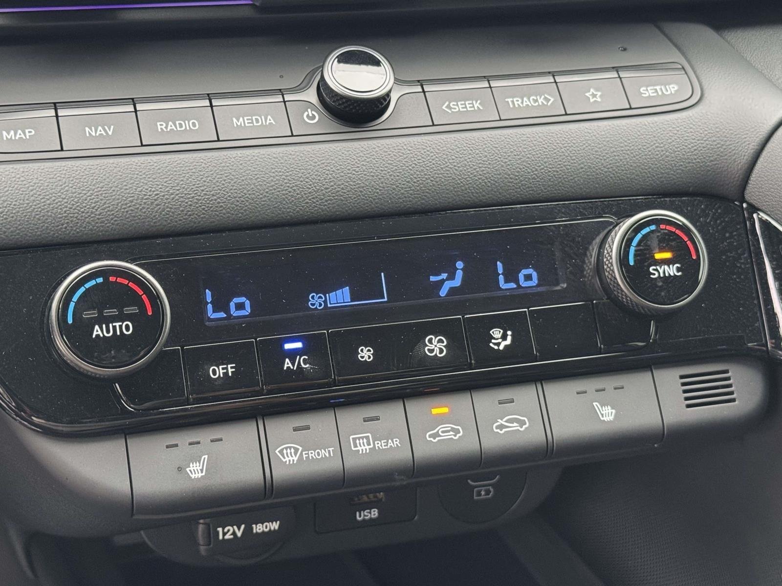 Used 2025 Abyss Black Hyundai  image 18