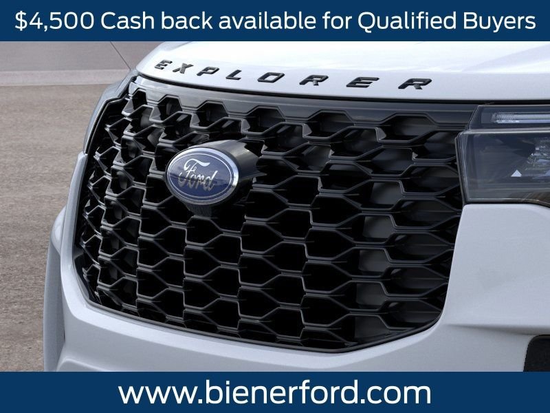 New 2026 Space White Metallic Ford ST-Line image 19