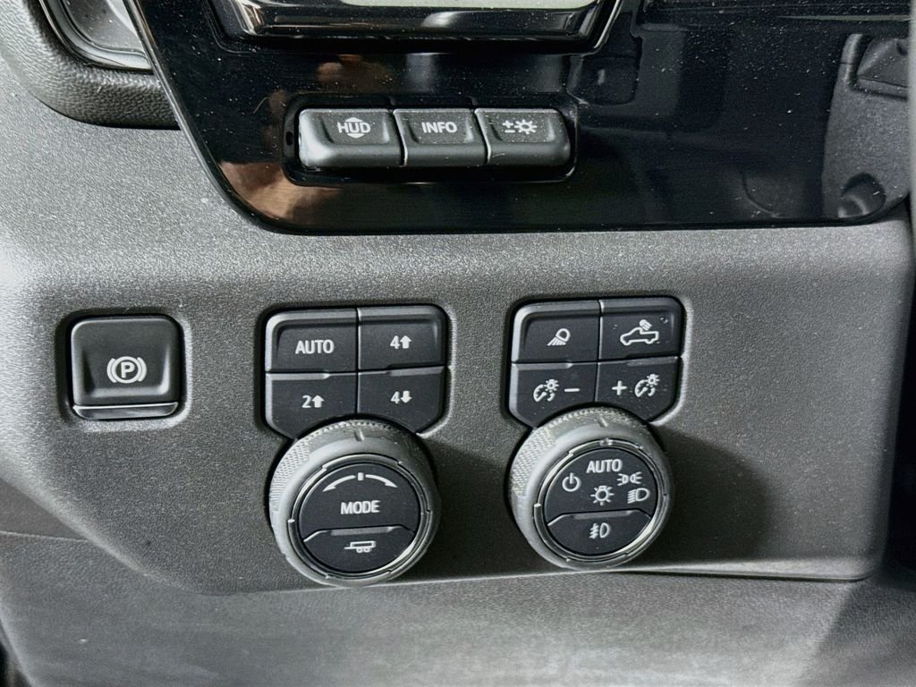 Used 2025 Black Chevrolet ZR2 image 10