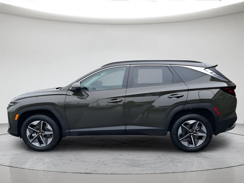 New 2026 Green Hyundai SEL image 2